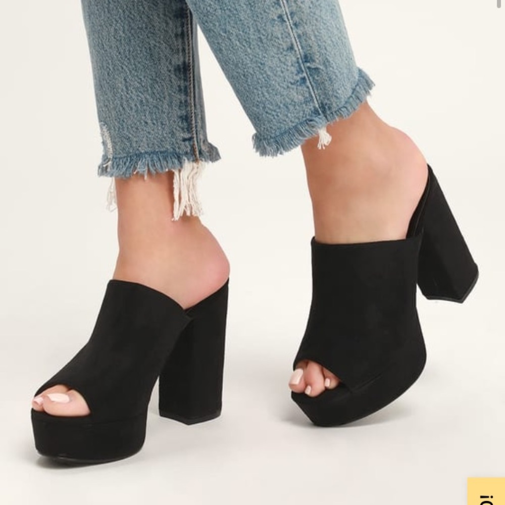 Lulu’s chunky platform mules